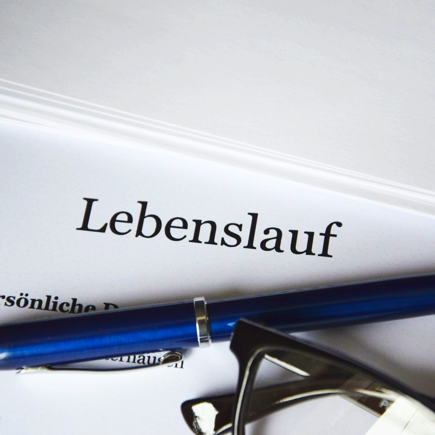 curriculum-vitae-1756264_1280 (c) Bild von loufre auf Pixabay